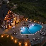 Sunrise House - Swimming Pool Villa Berat