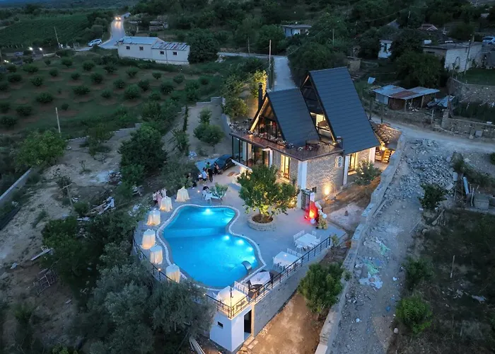 Sunrise House - Swimming Pool *