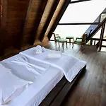 Sunrise House - Swimming Pool Villa *