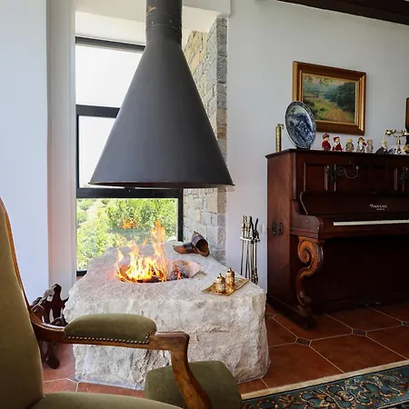 Sunrise House - Swimming Pool Villa