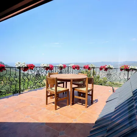 Sunrise House - Swimming Pool Villa