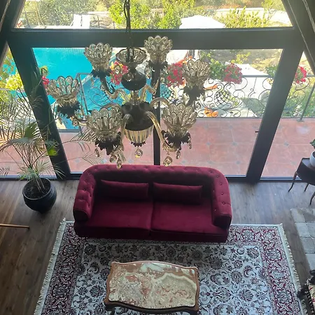 Sunrise House - Swimming Pool Villa Berat