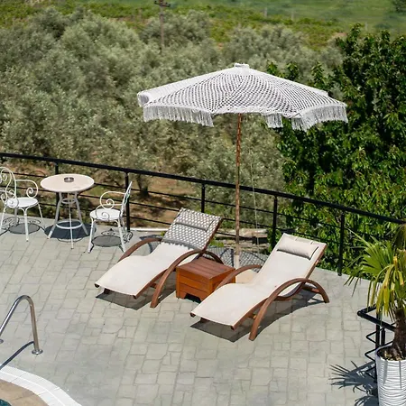 Villa Sunrise House - Swimming Pool