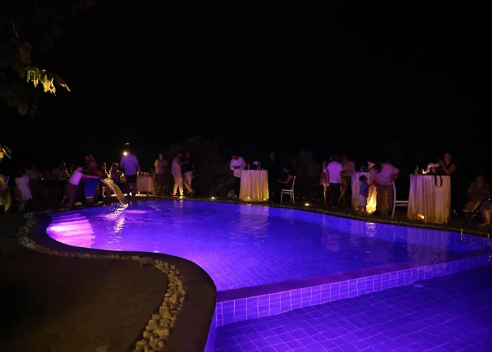 Sunrise House - Swimming Pool *