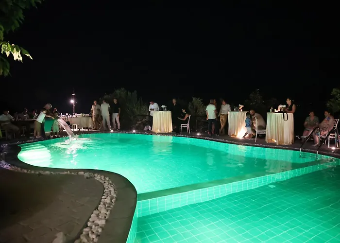 Villa Sunrise House - Swimming Pool